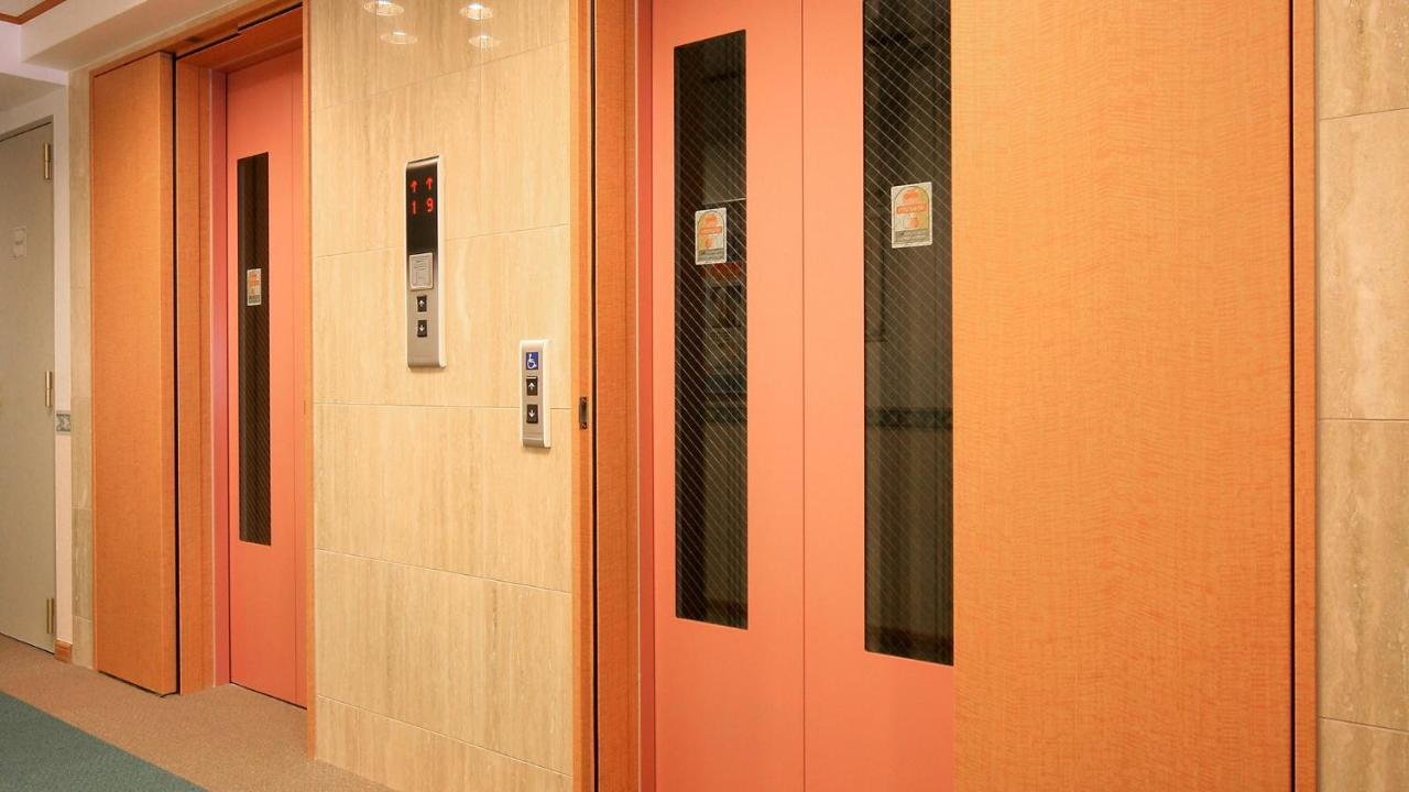 Toyoko Inn Nihombashi Bakurocho Токио Екстериор снимка